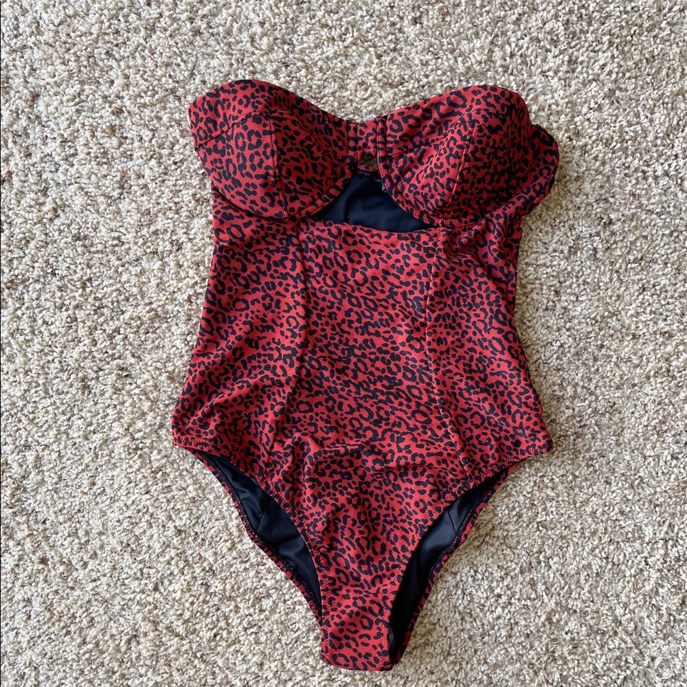 Volcom sweetheart once piece